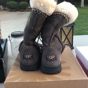 UGG boots, Brown, size (US) 6